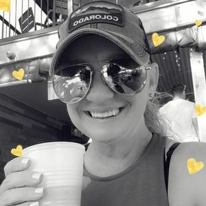 Meet your Posher, Annie